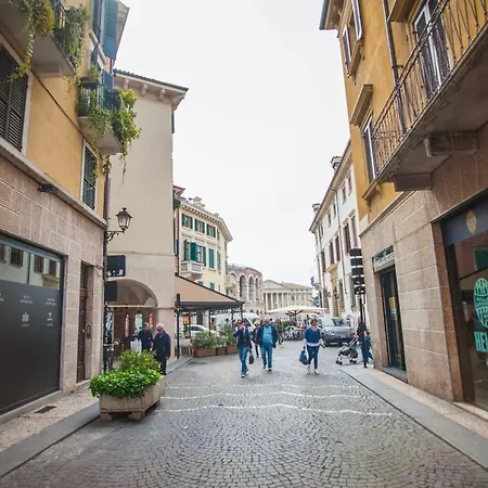 Italianflat - La Residenza Del Cantante Apartmán